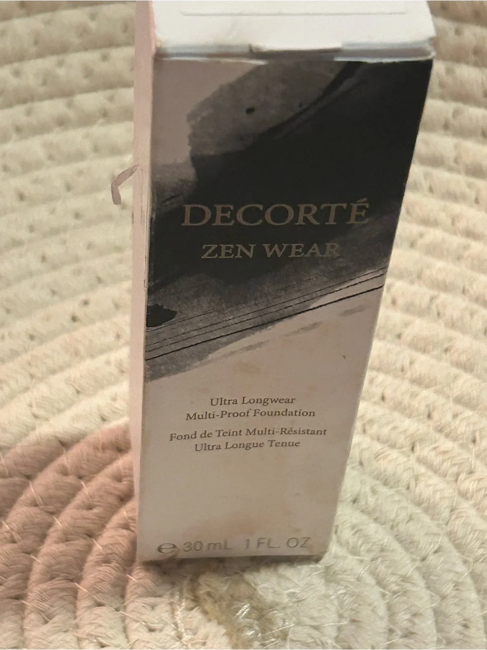 Decorte zen wear
